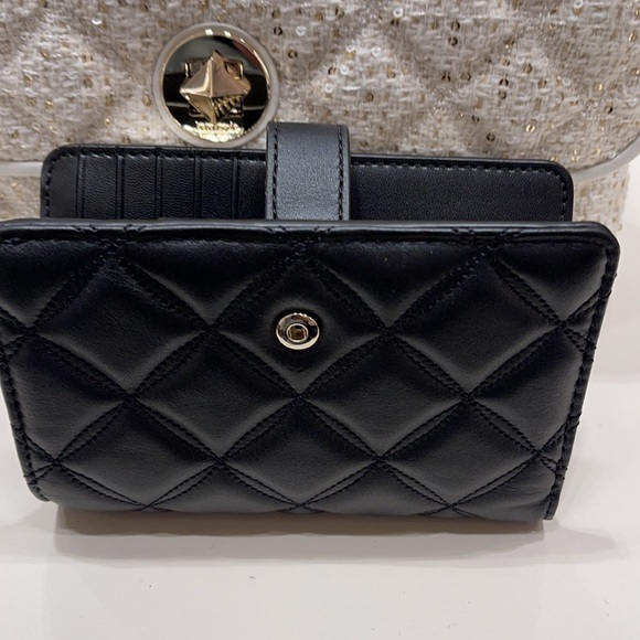 Kate Spade Carey Medium Compartment Bifold Wallet
COLOR: Black
NWT - Picture 16 of 16